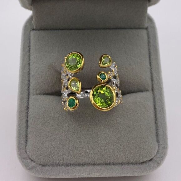 Bracelet, cuff, mirror gold colour stainless steel, hammered texture, large - Picture 10 of 16